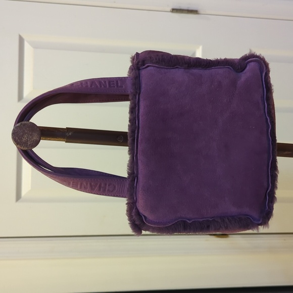CHANEL Vintage Purple Shearling Mini Logo Handbag - Picture 1 of 13